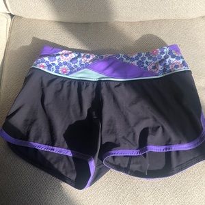 Lululemon size 8 tracker short